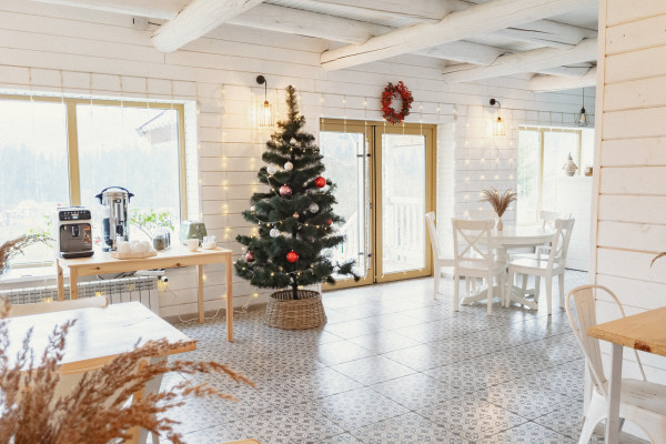 Продаж готельного комплексу Кантрі-клуб «Тиша» в Карпатах